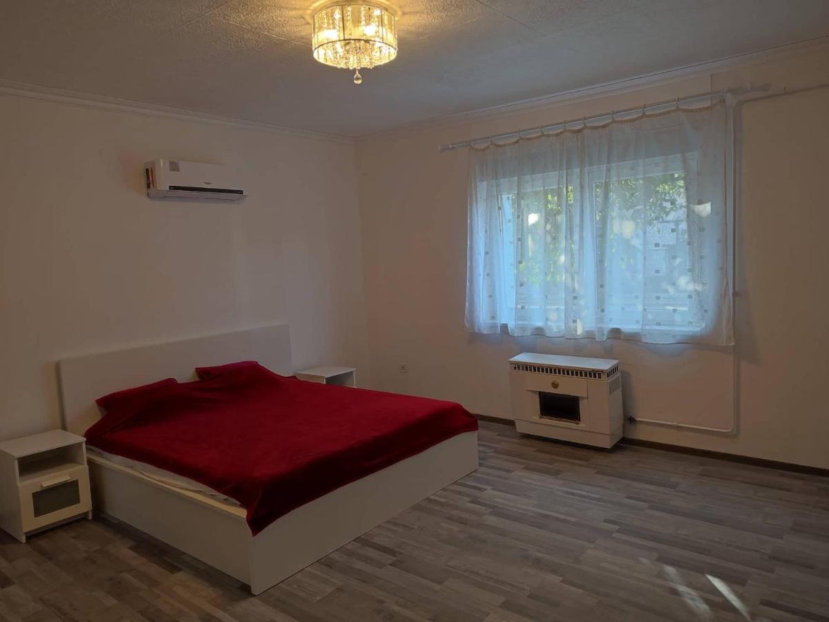 Rakos-Patak Family House Hotel บูดาเปสต์ ภายนอก รูปภาพ