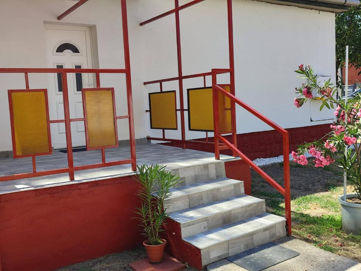 Rakos-Patak Family House Hotel บูดาเปสต์ ภายนอก รูปภาพ
